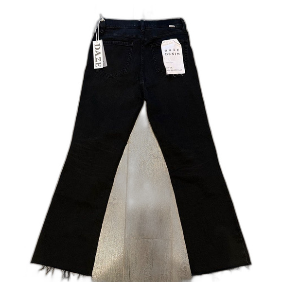 DAZE Jeans SHY GIRL HIGH RISE CROP FLARE | color: video games. Size 26 - Picture 8 of 11